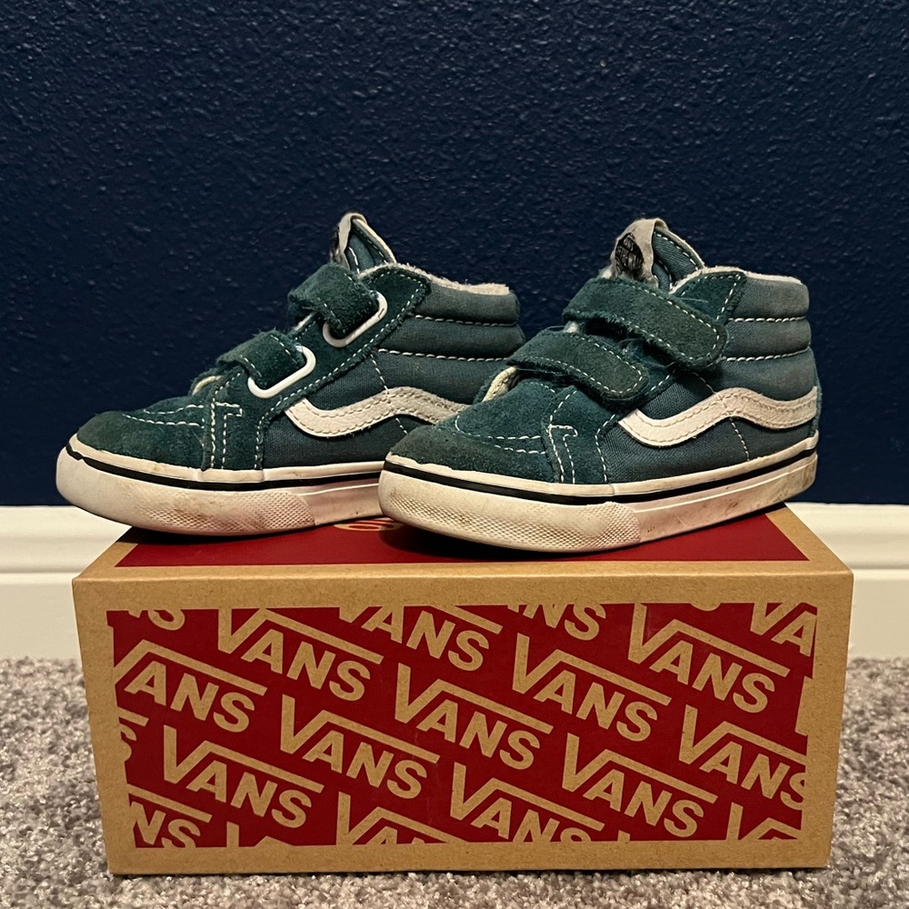 Toddler Sk8-Mid Reissue V Shoe